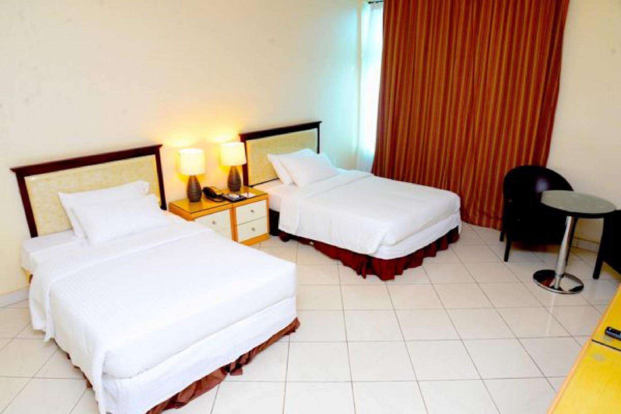 Room In Lodge - Golden Royale Hotel Enugu Luaran gambar